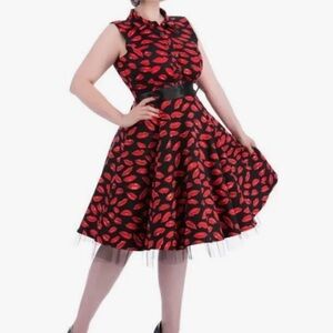 Hearts & Roses H&R Lips Retro Dress